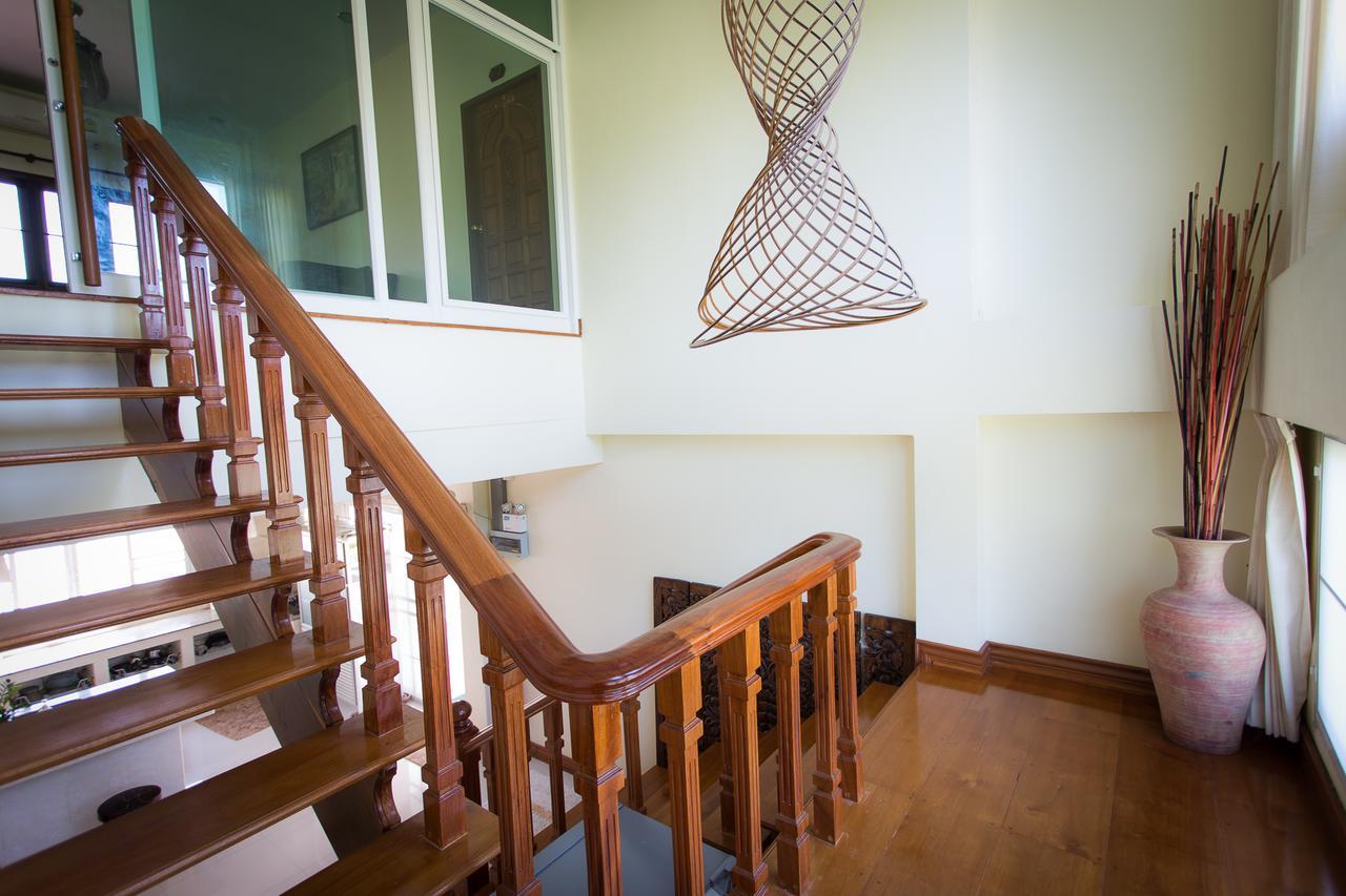 Thararin Villa Ban Doem Bang Exterior foto