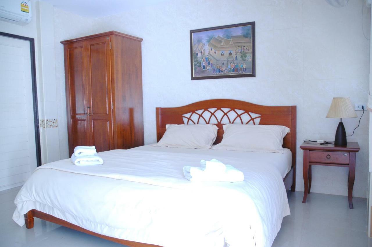 Thararin Villa Ban Doem Bang Exterior foto